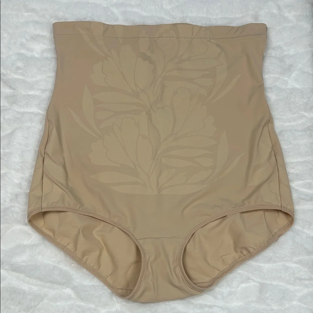 Maidenform High Waisted Shapewear Panty M
